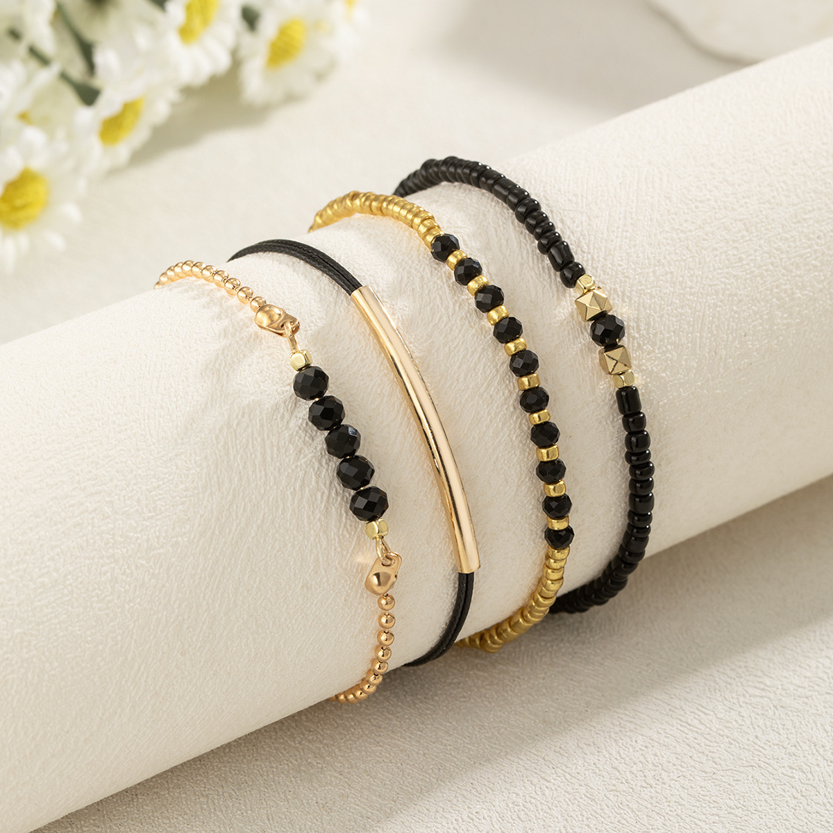 Conjunto de pulsera de piedra  - Black Tin Candle reseña y precio