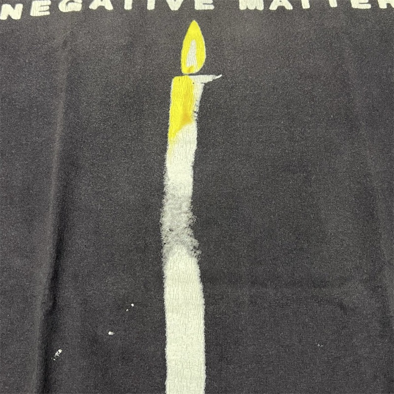 Camiseta negra lavada SAINT MI - Black Tin Candle reseña y precio
